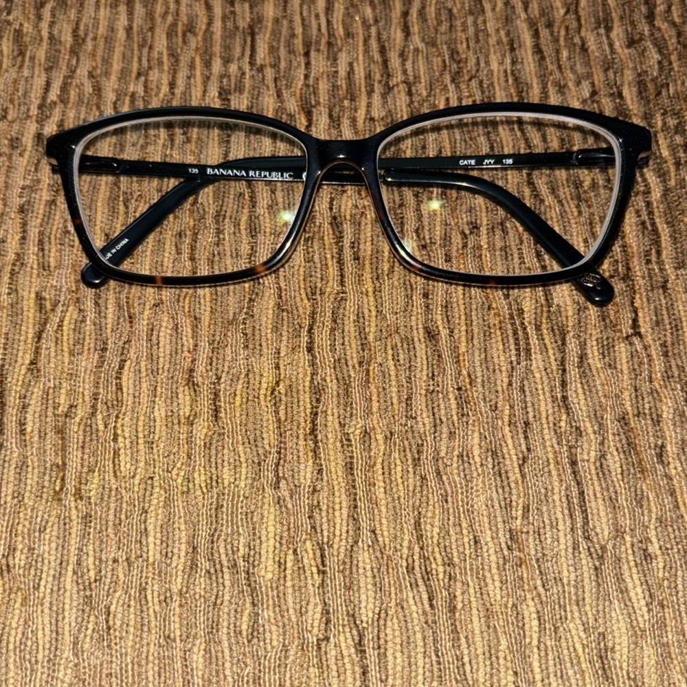 Banana Republic-Cate-Blk Havana-Small